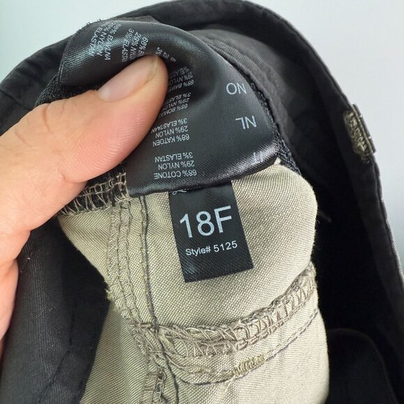 Kuhl Mens Shorts Ramblr Green/Brown Size 40 - Picture 8 of 11